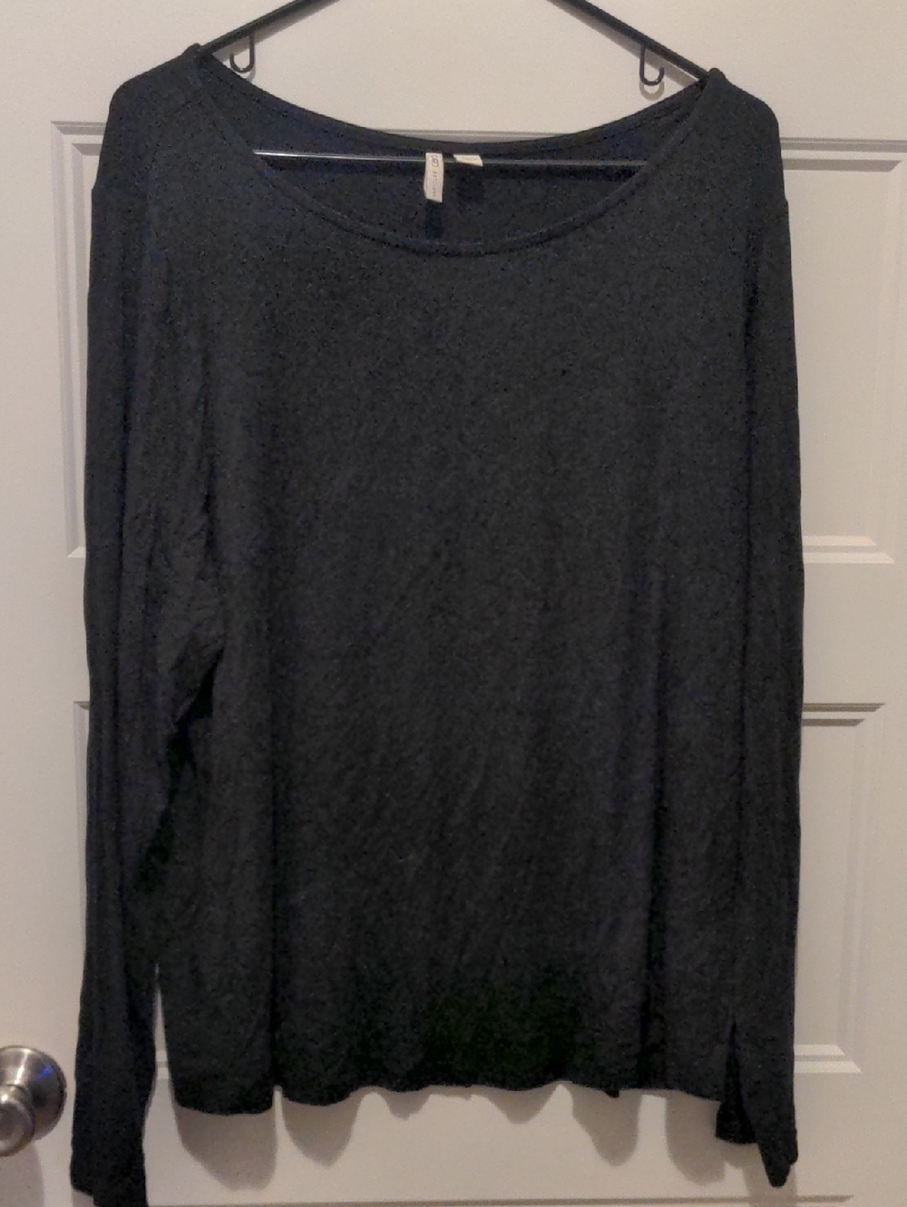 Cato Plus Size Black Long Sleeve Scoop Neck Tee 18/20W